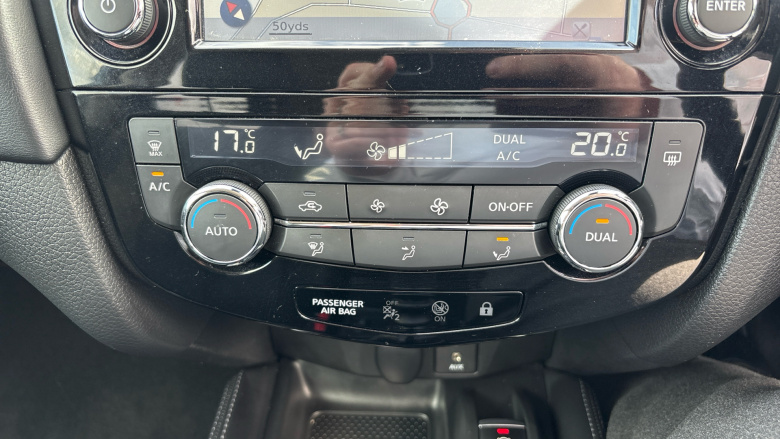 Nissan X-Trail 1.7 dCi Tekna 5dr Diesel Station Wagon